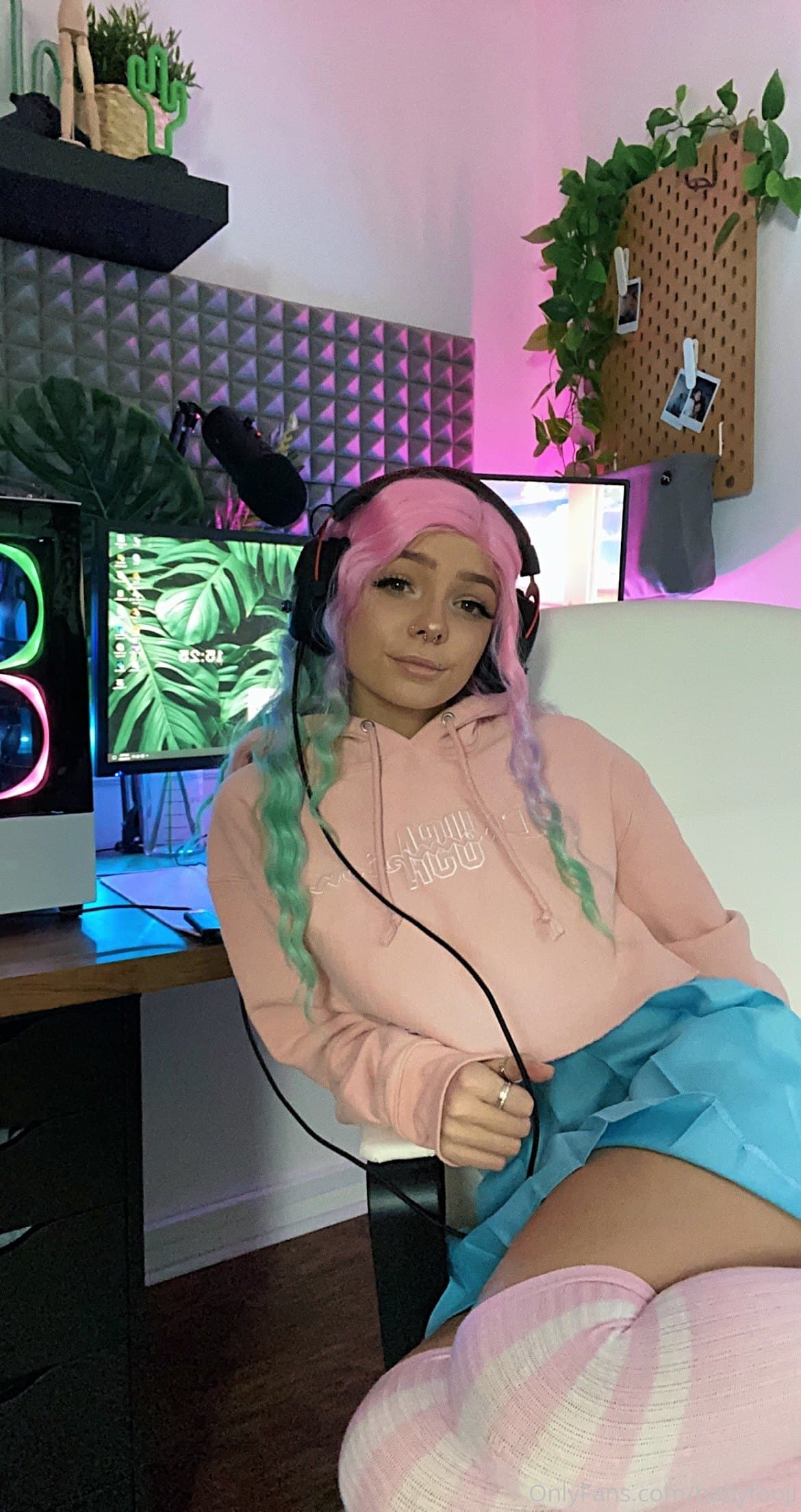 Media 70208