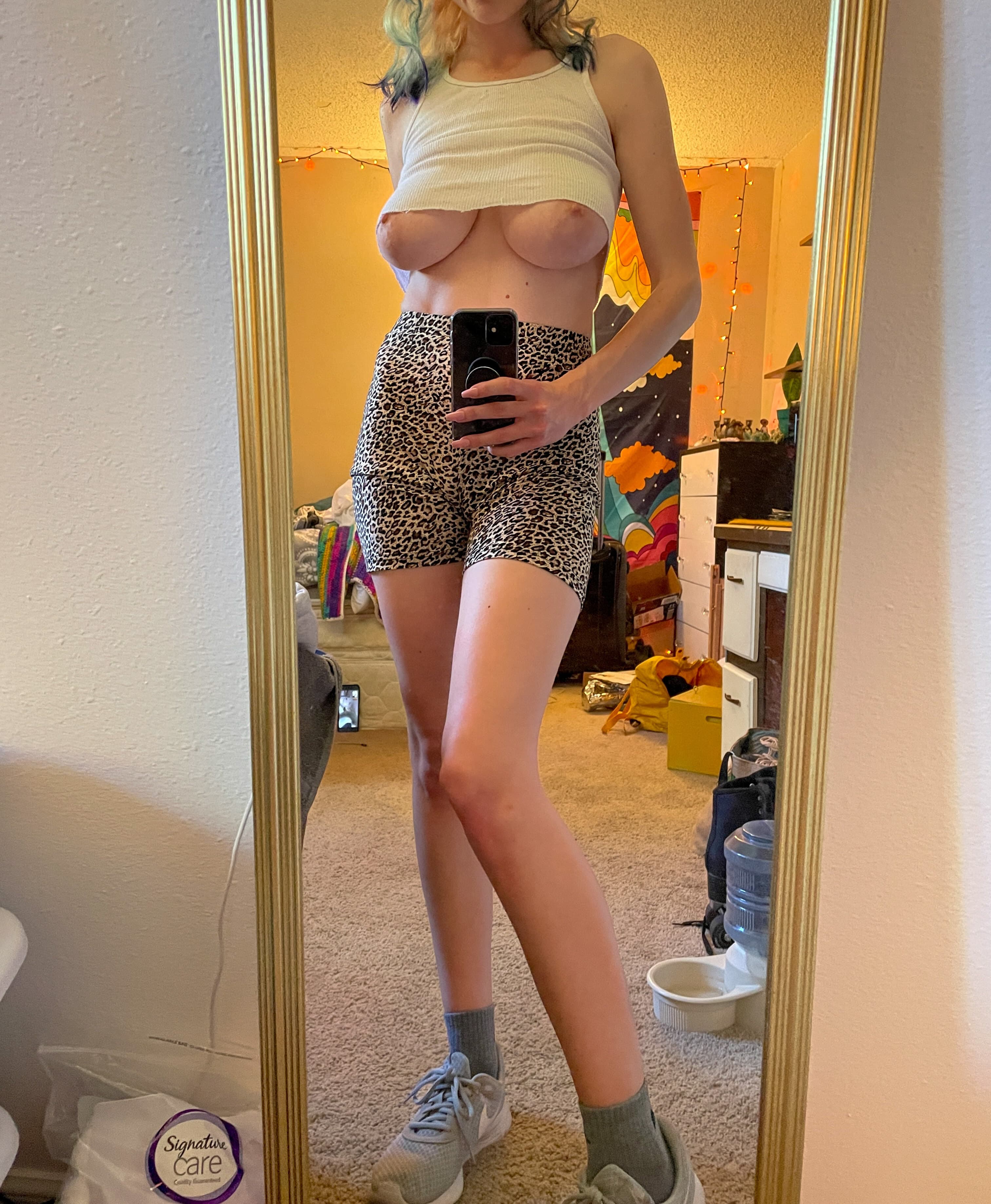 375544409
