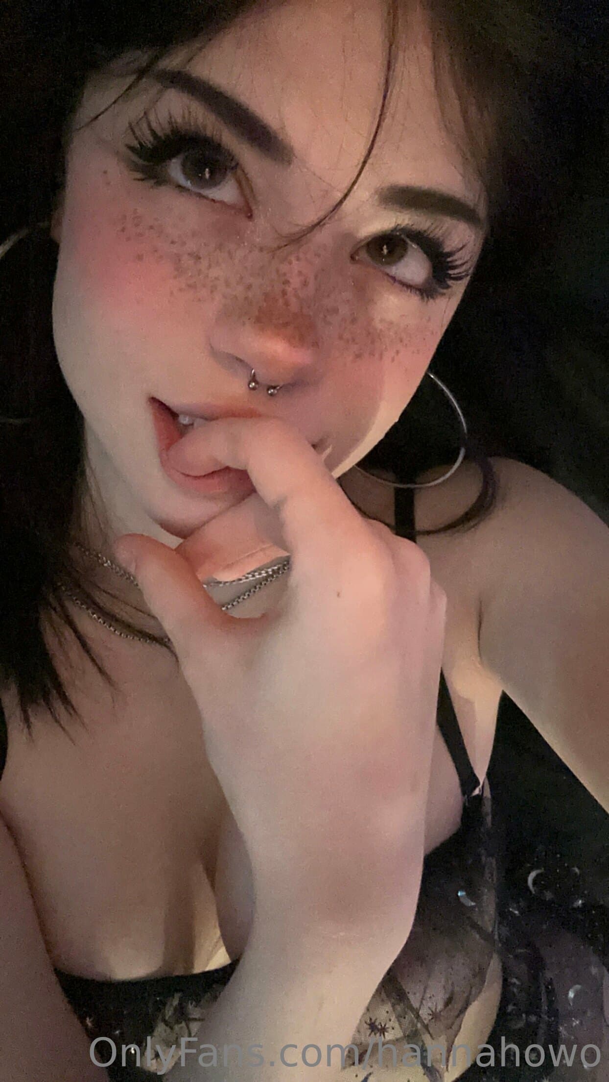 579250571