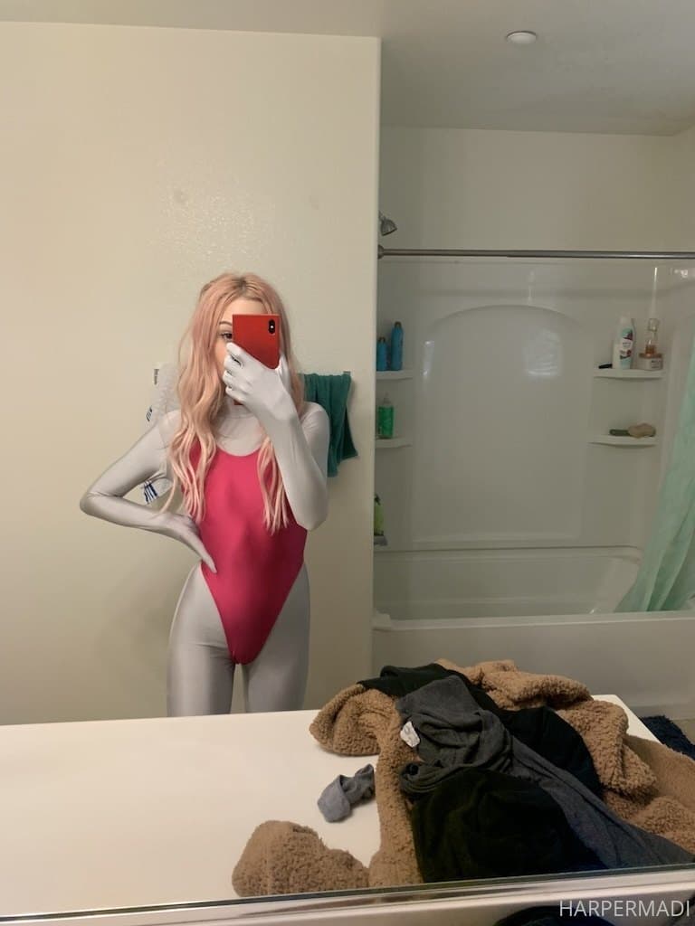 10243795