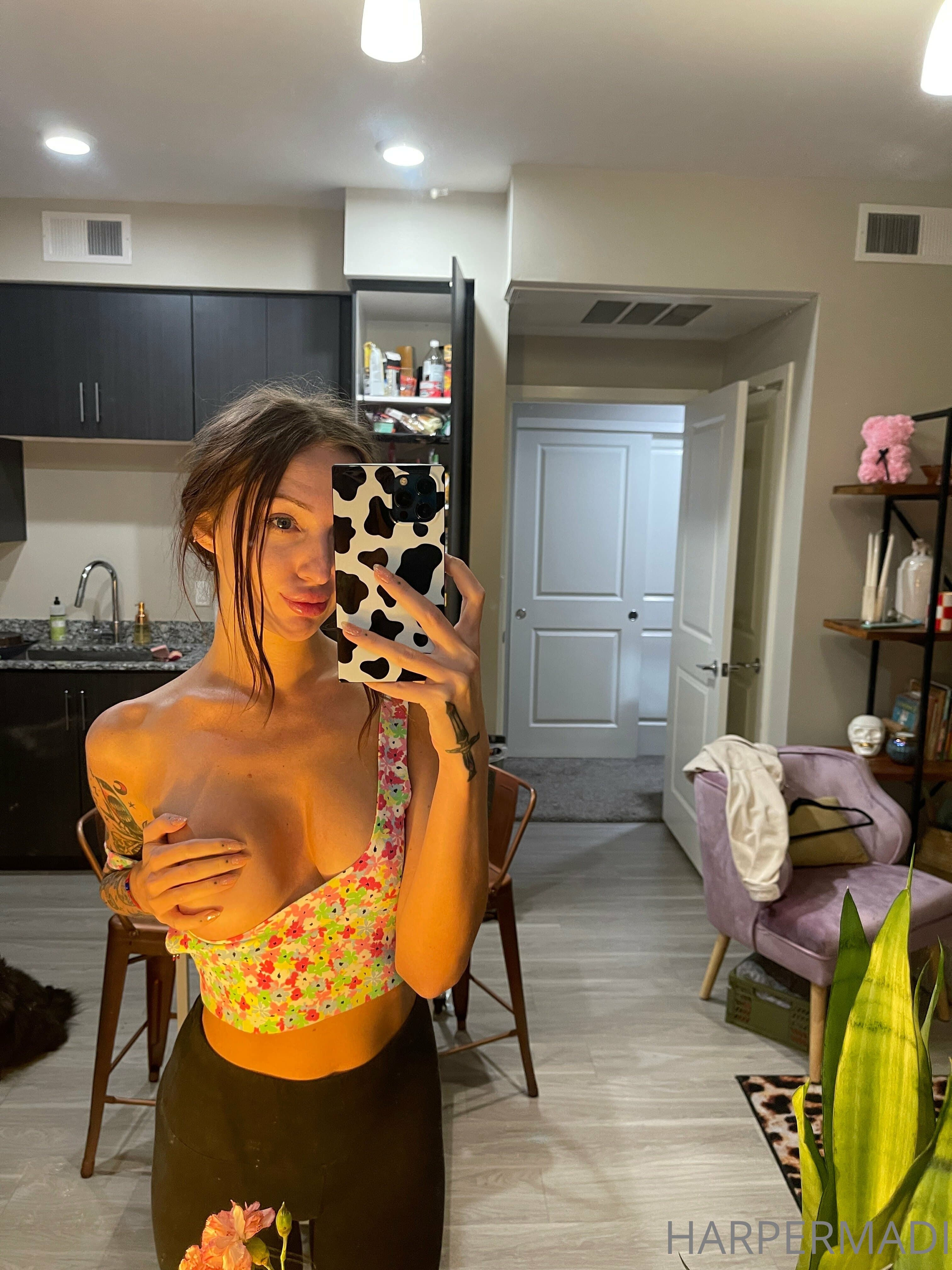 302973825