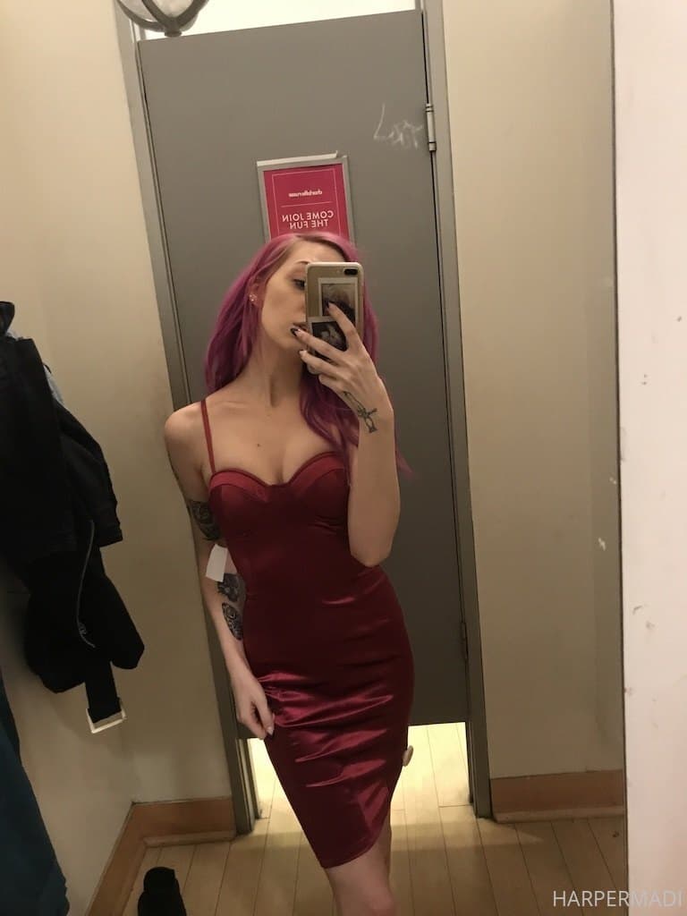 9760972