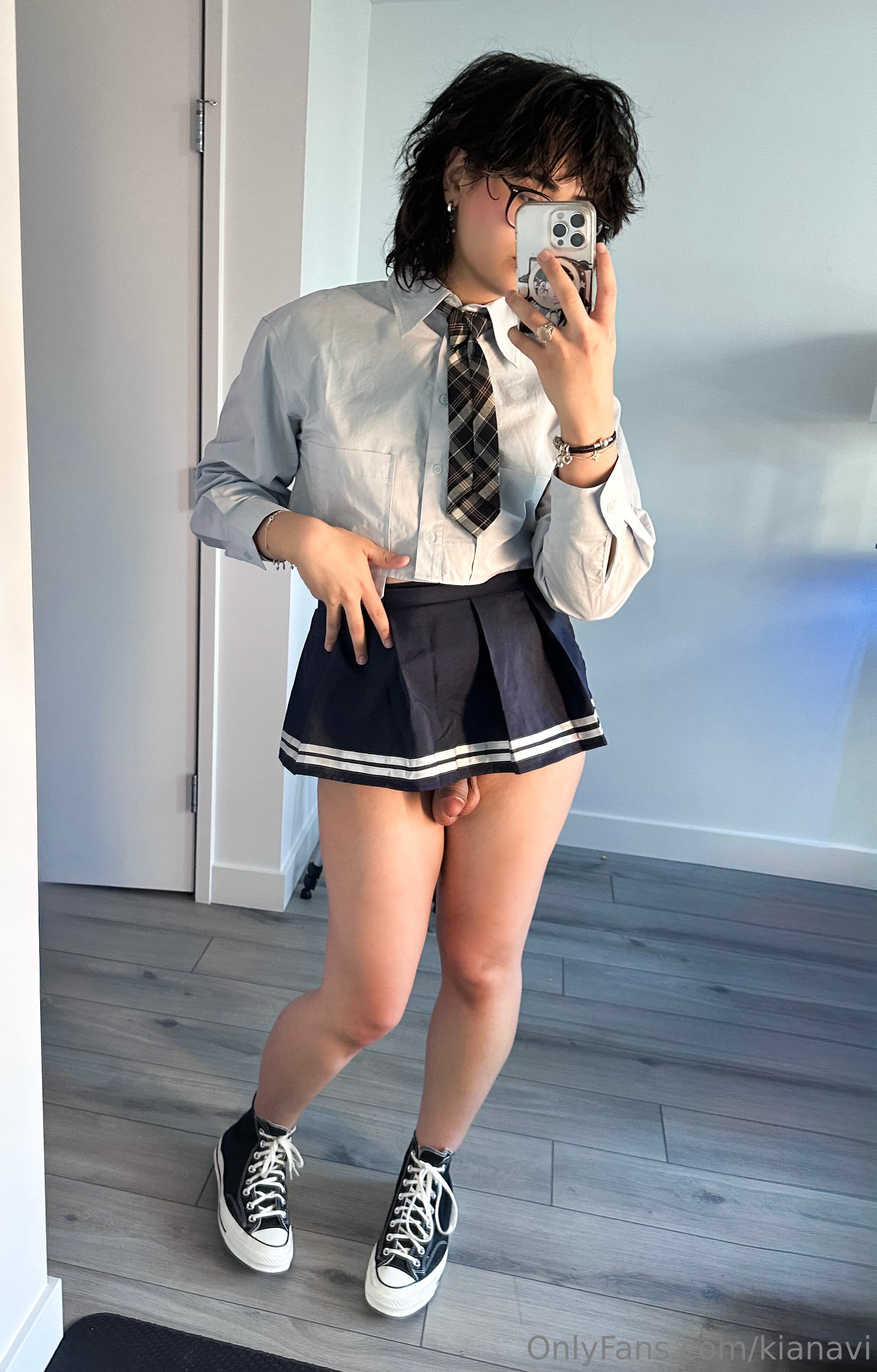 1051545923