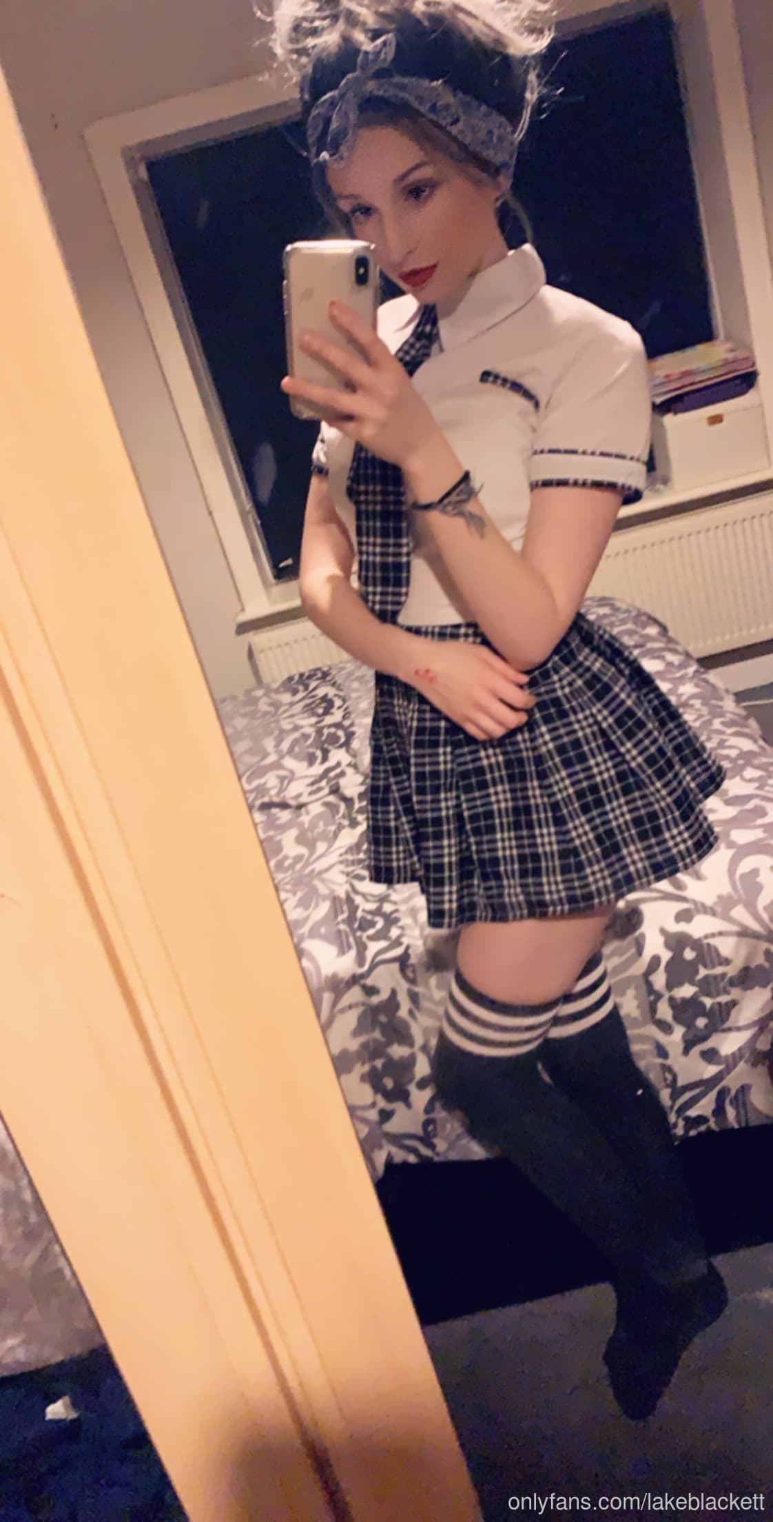 3005574