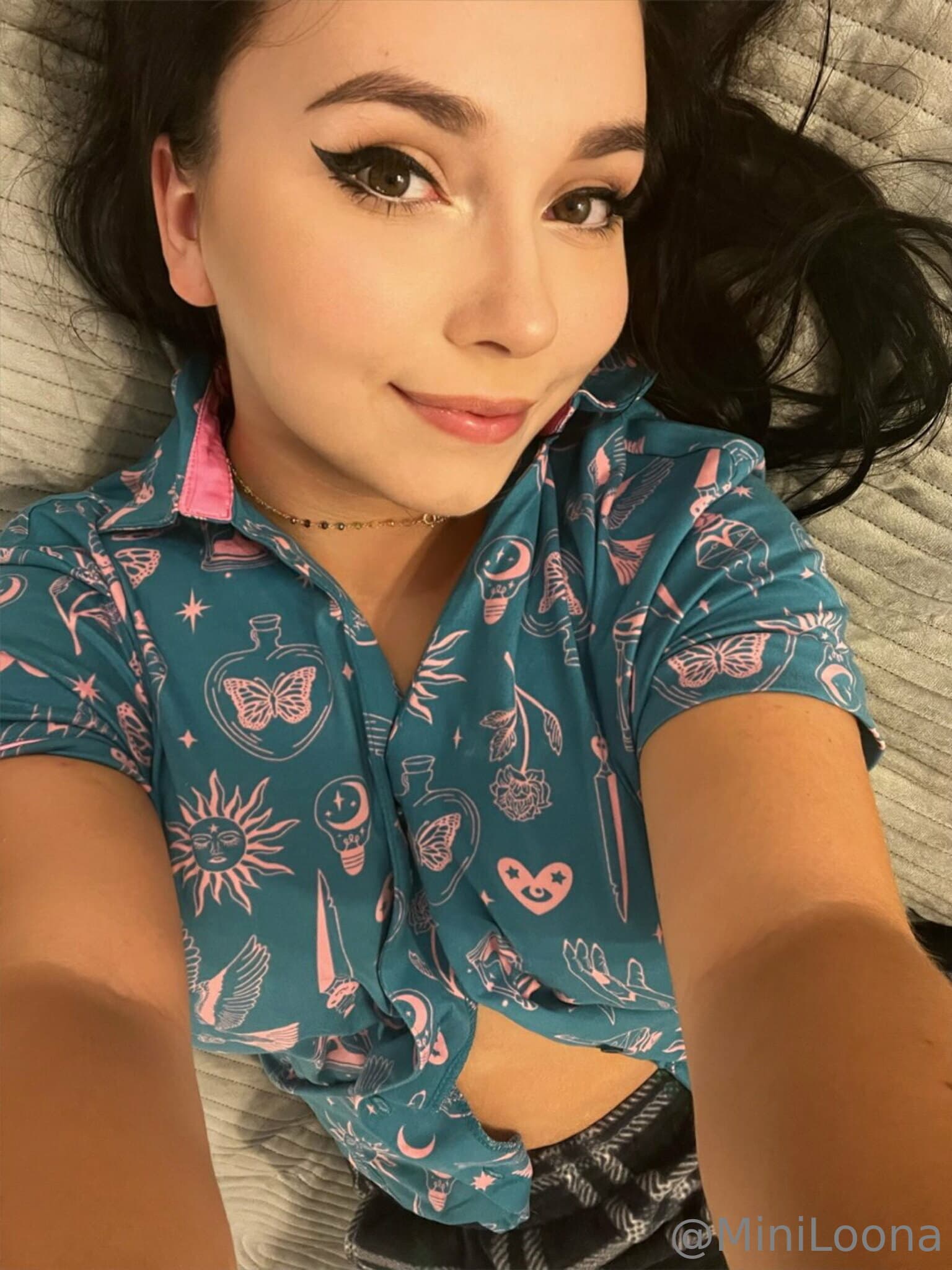 406423951