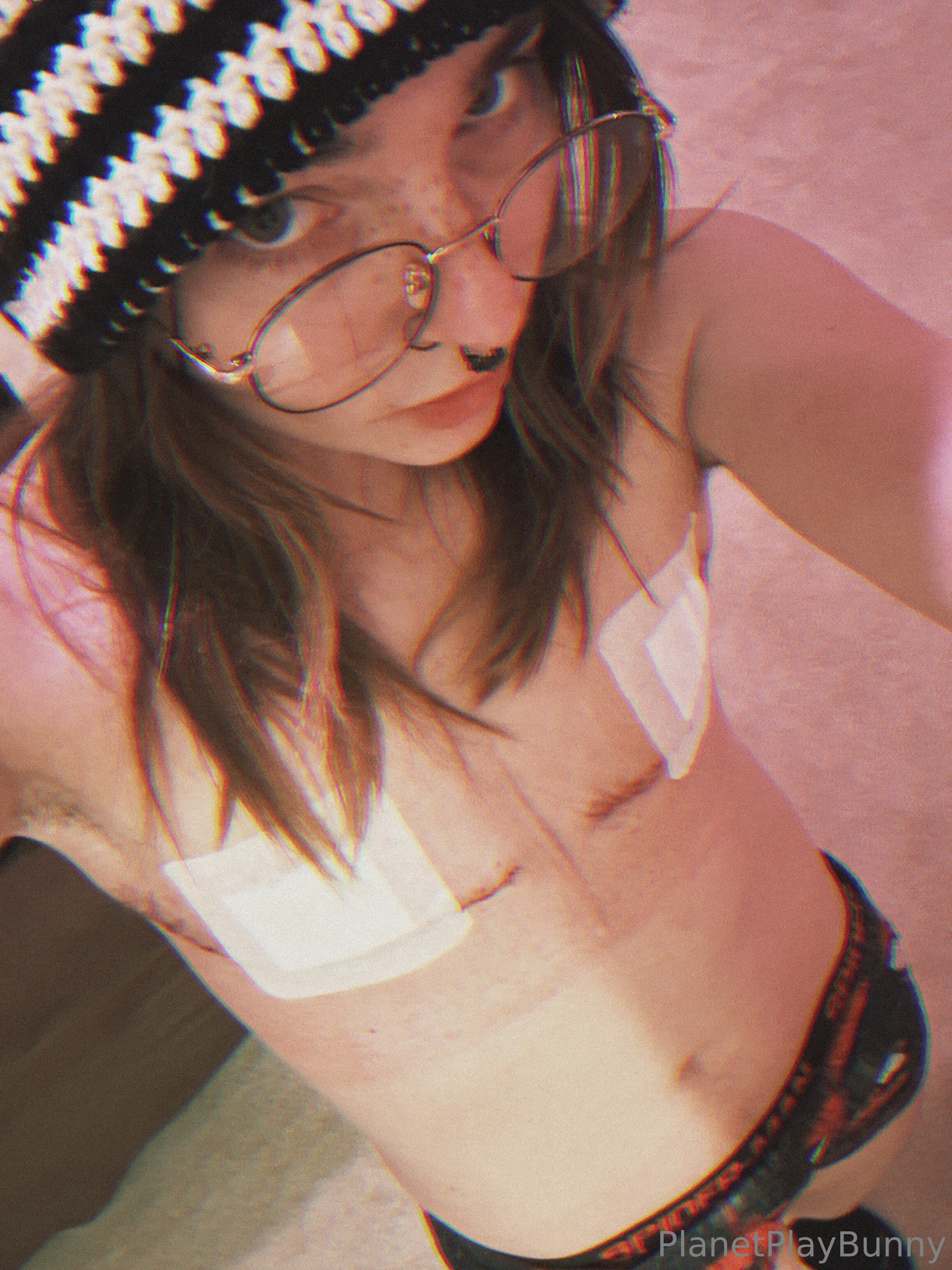 924959935