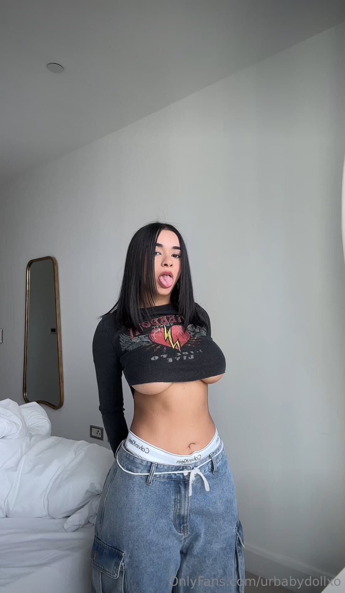 1359140048