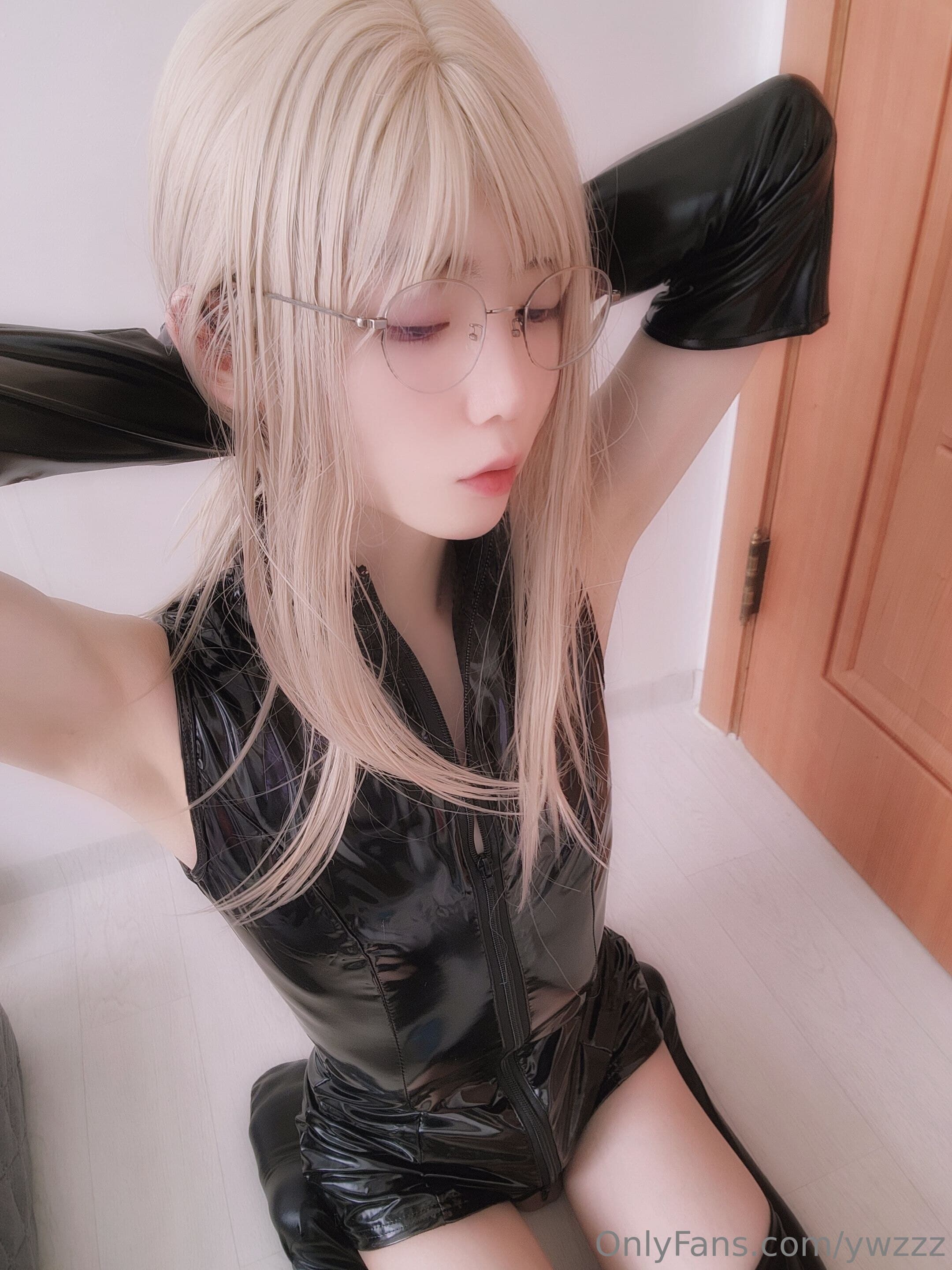 1549327475