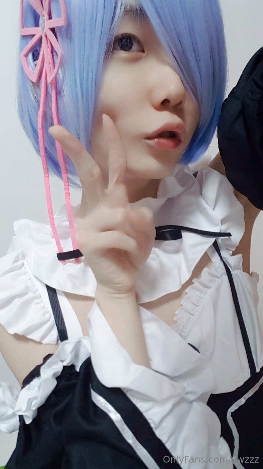 737716116